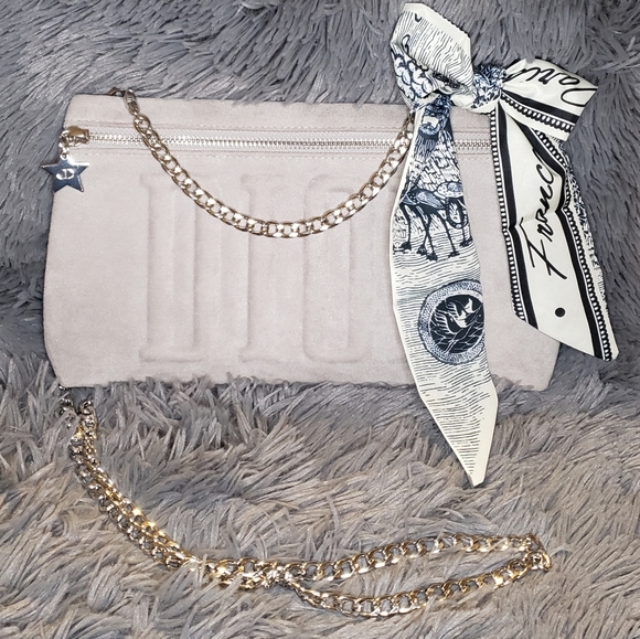 Dior Bag - Picture 1 of 10